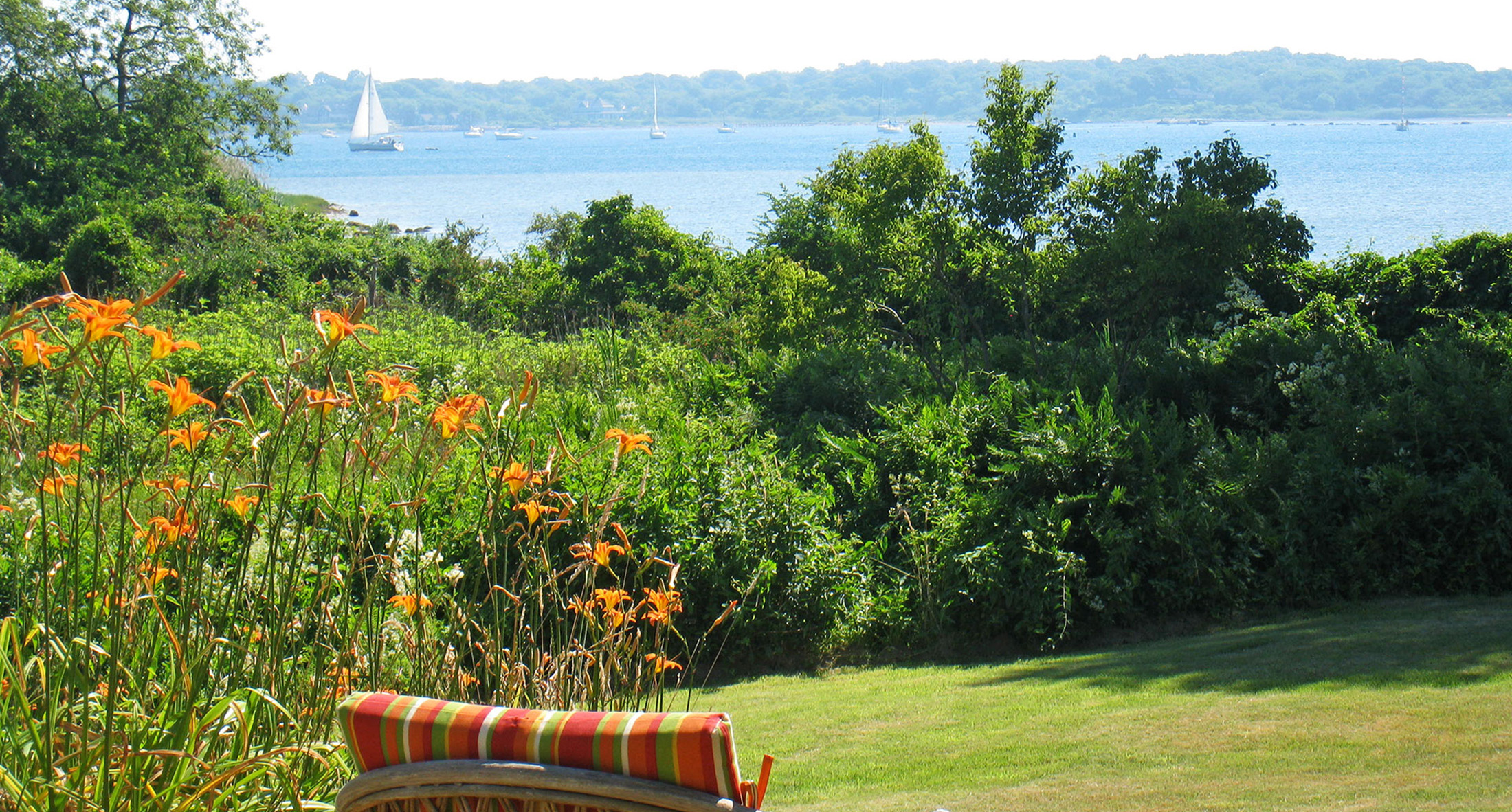 West-Harbor-front-yard-2010-banner